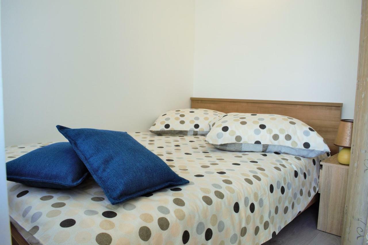 Amphitheatre Apartments Pula Luaran gambar